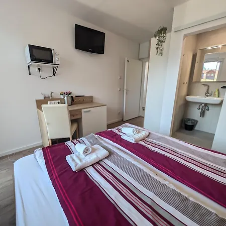 Apartment 14 - Sonniges Balkon-studio In Seenaehe Sielach