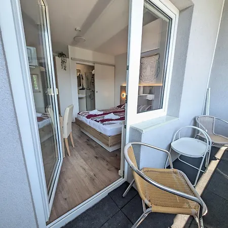 14 - Sonniges Balkon-studio In Seenaehe